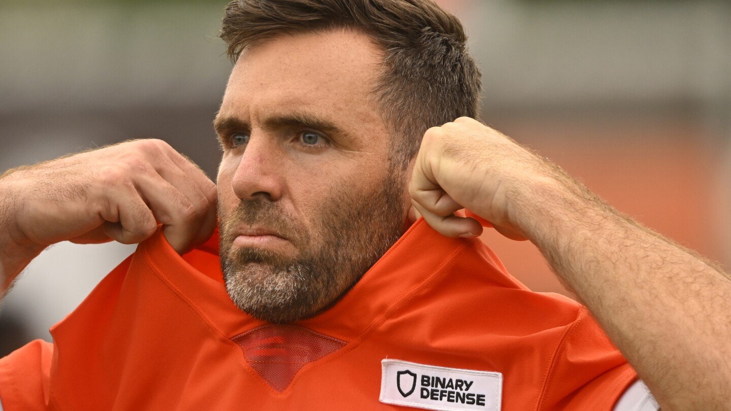 veteran-joe-flacco-selected-as-browns-starting-qb-for-season-opener-against-bengals-on-sept.-7