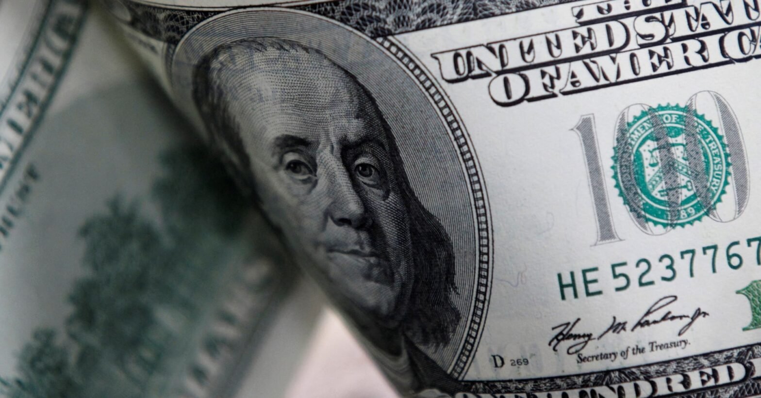 european-stocks-fall,-dollar-steady,-traders-wait-for-jackson-hole