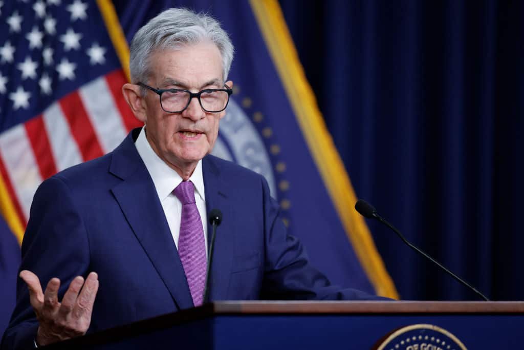 stock-market-live-august-21:-federal-reserve-turmoil-drives-s&p-500-(voo)-lower