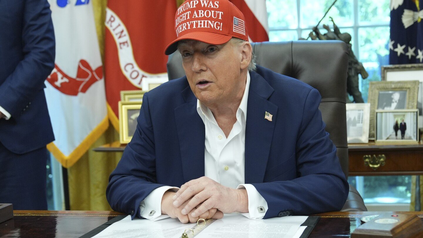 trump-says-he’ll-be-at-ryder-cup-and-he-thinks-captain-keegan-bradley-should-play