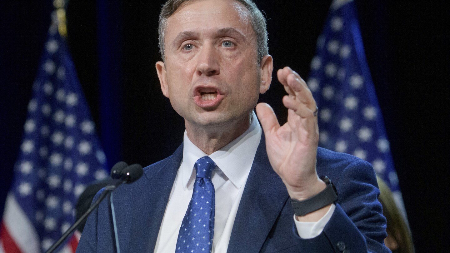 ‘no-magic-fixes’-for-democrats-as-party-confronts-internal-and-fundraising-struggles