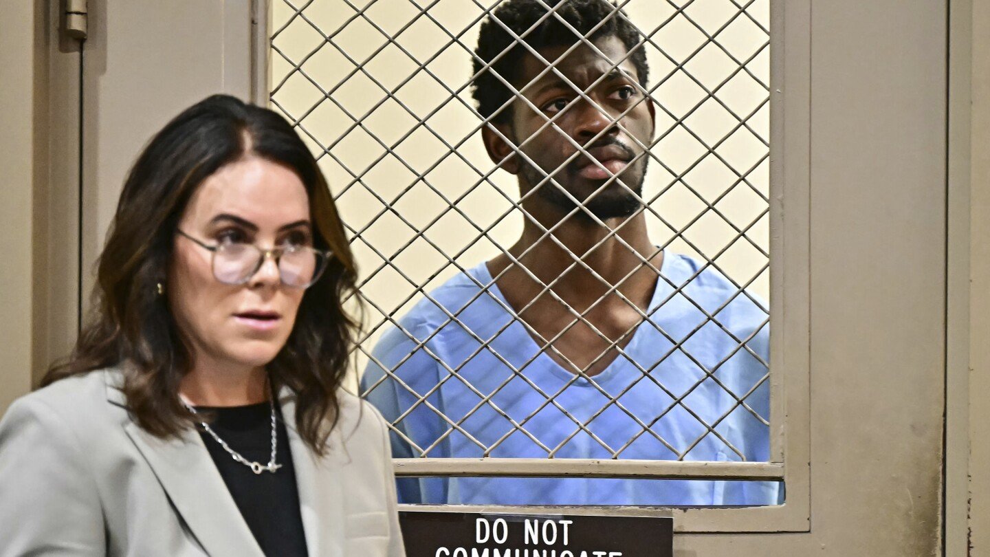 lil-nas-x-charged-with-attacking-police-officers-as-he-walked-naked-on-los-angeles-street