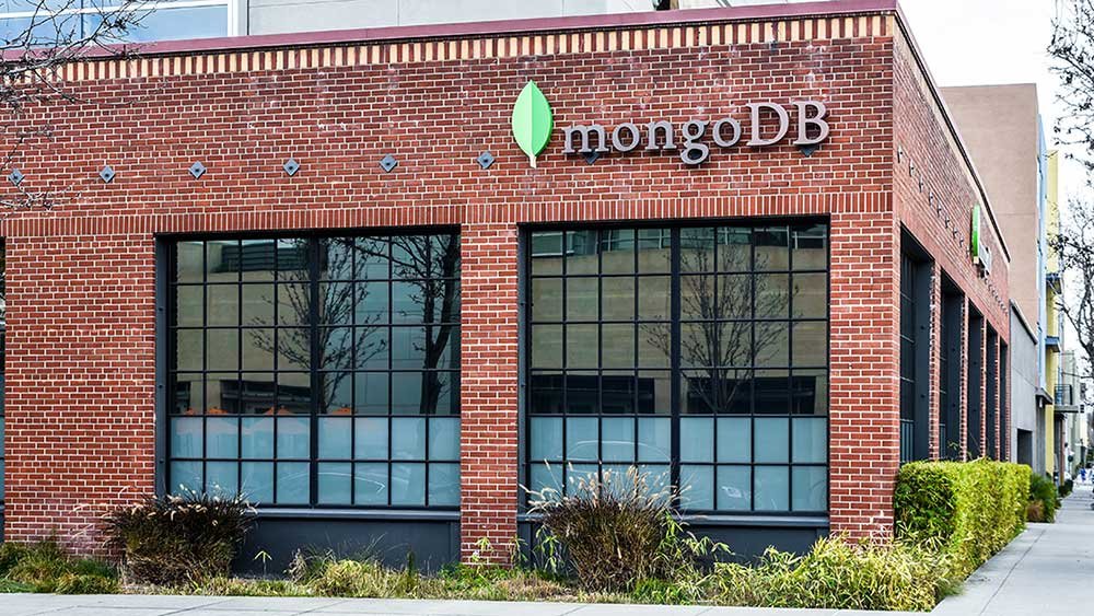 mongodb-stock-jumps-after-q2-results-what’s-powering-the-gains.