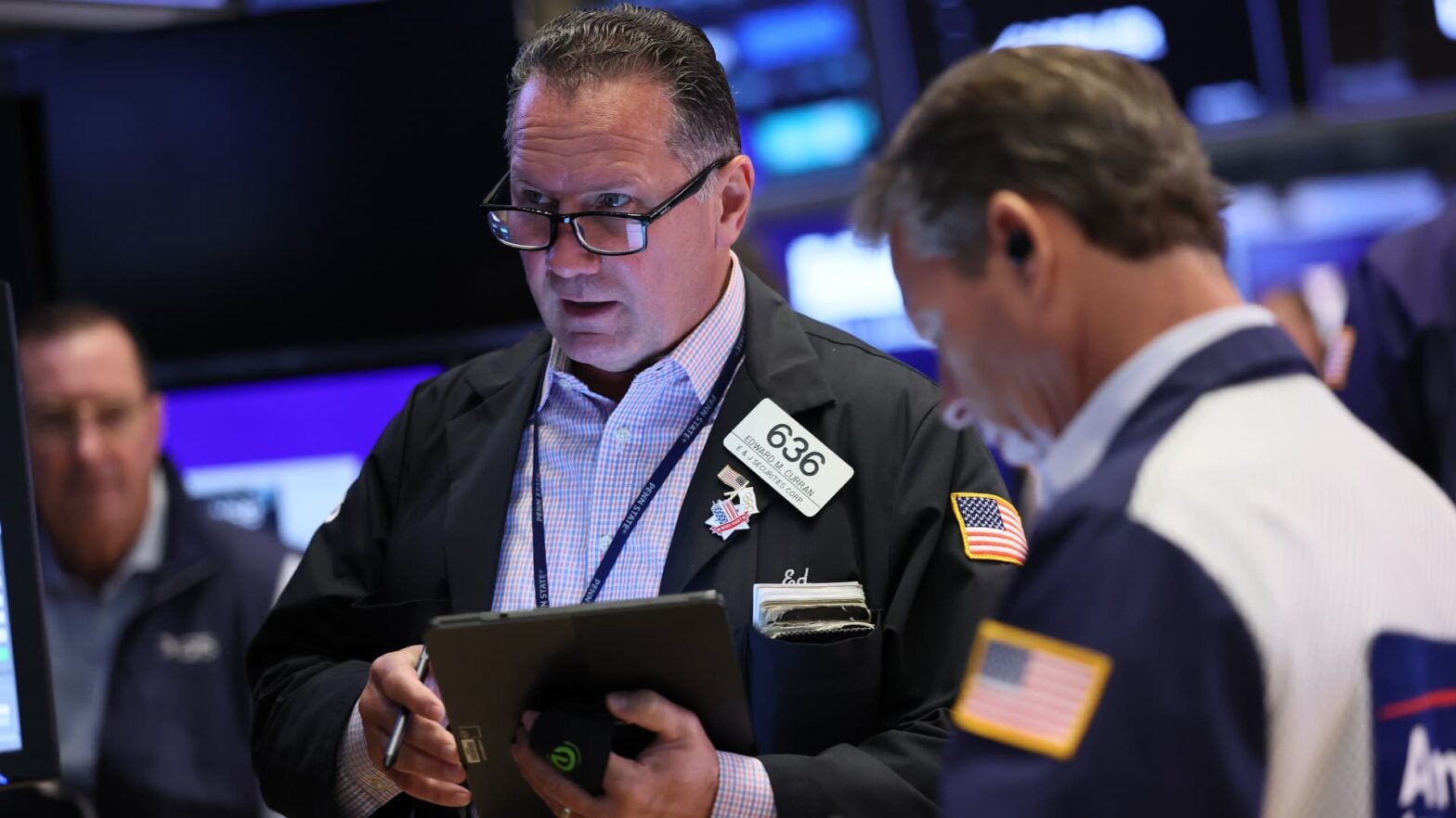 s&p-500-futures-fall-from-record-as-nvidia-declines-following-earnings:-live-updates