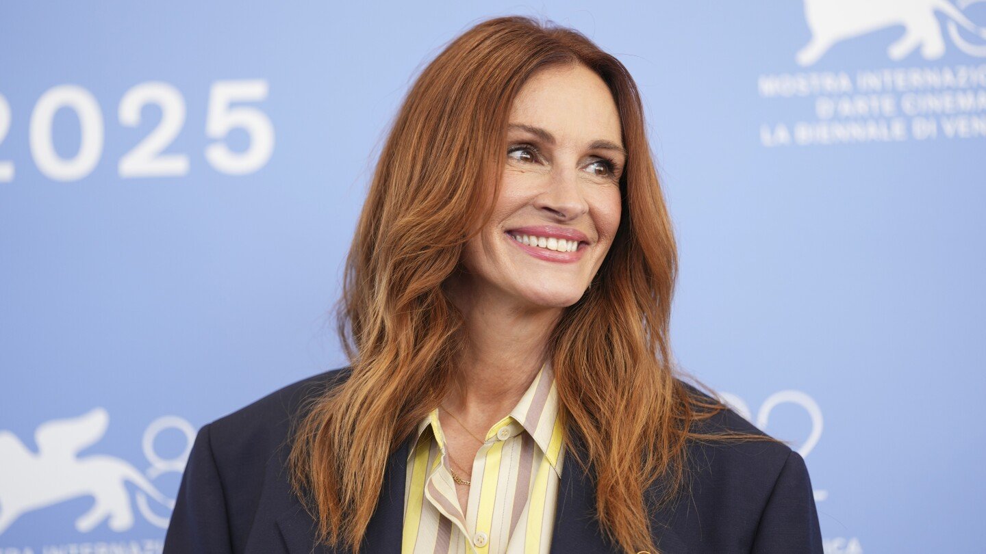 julia-roberts-makes-her-debut-at-venice-film-festival-with-in-#metoo-themed-‘after-the-hunt’