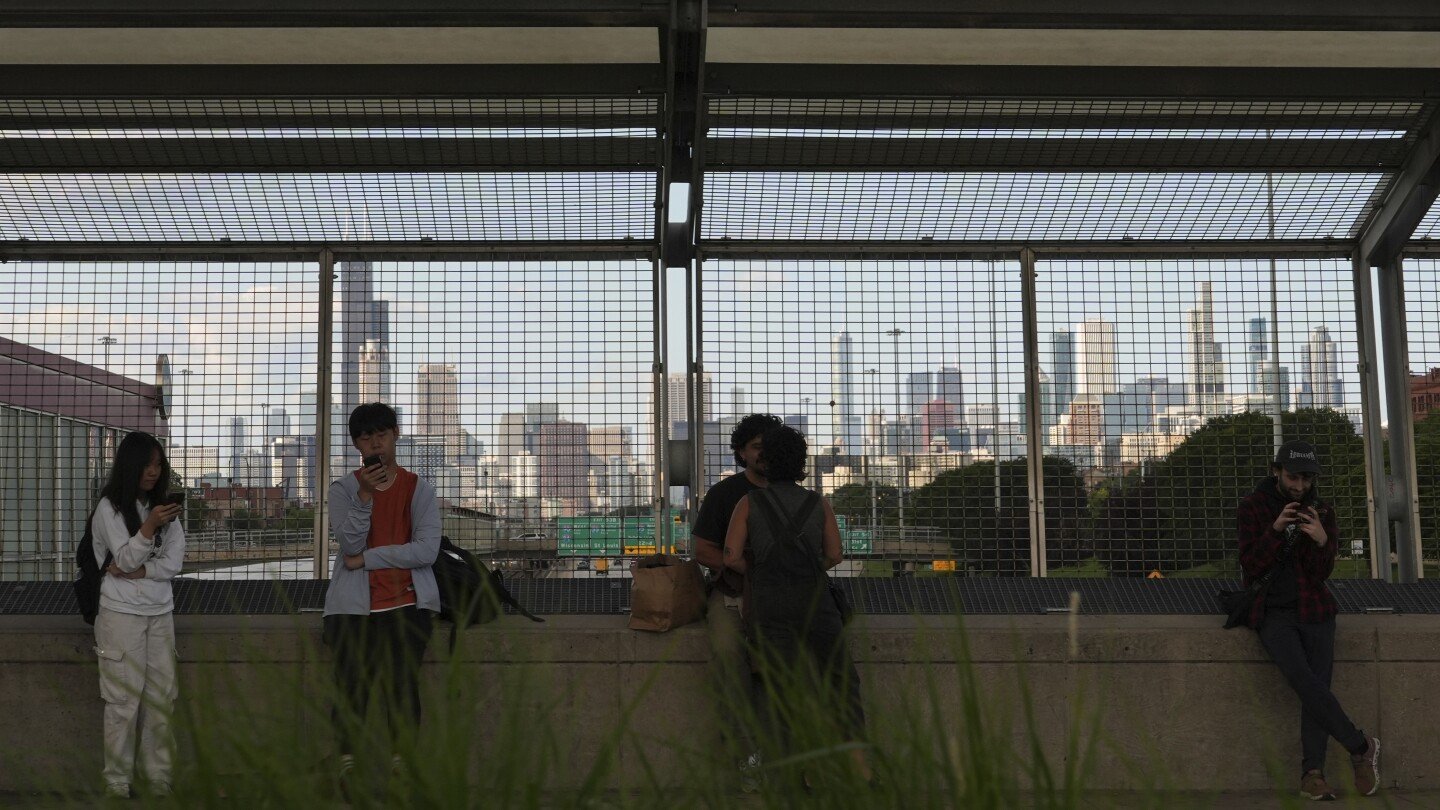 alcalde-de-chicago-desafia-plan-de-trump-que-aumenta-presencia-de-agentes-federales-en-la-ciudad