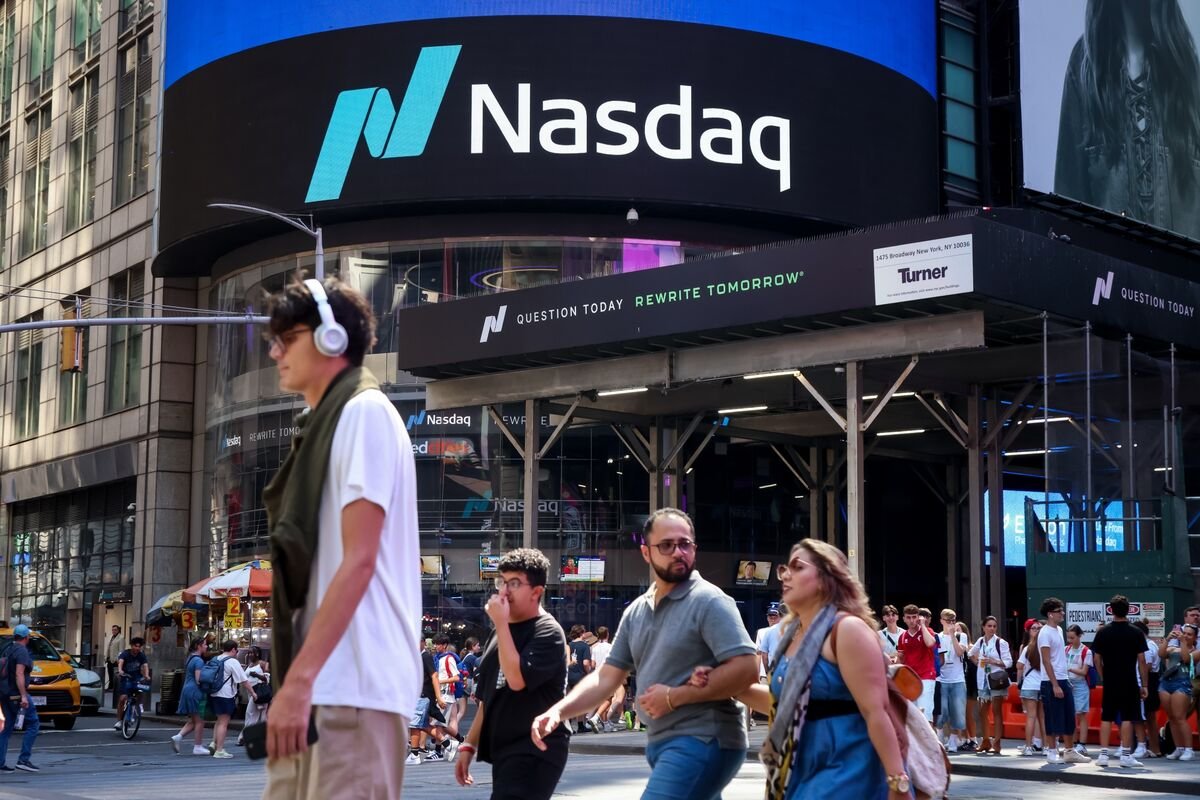 us-stock-futures-steady-as-investors-weigh-tariff-court-verdict