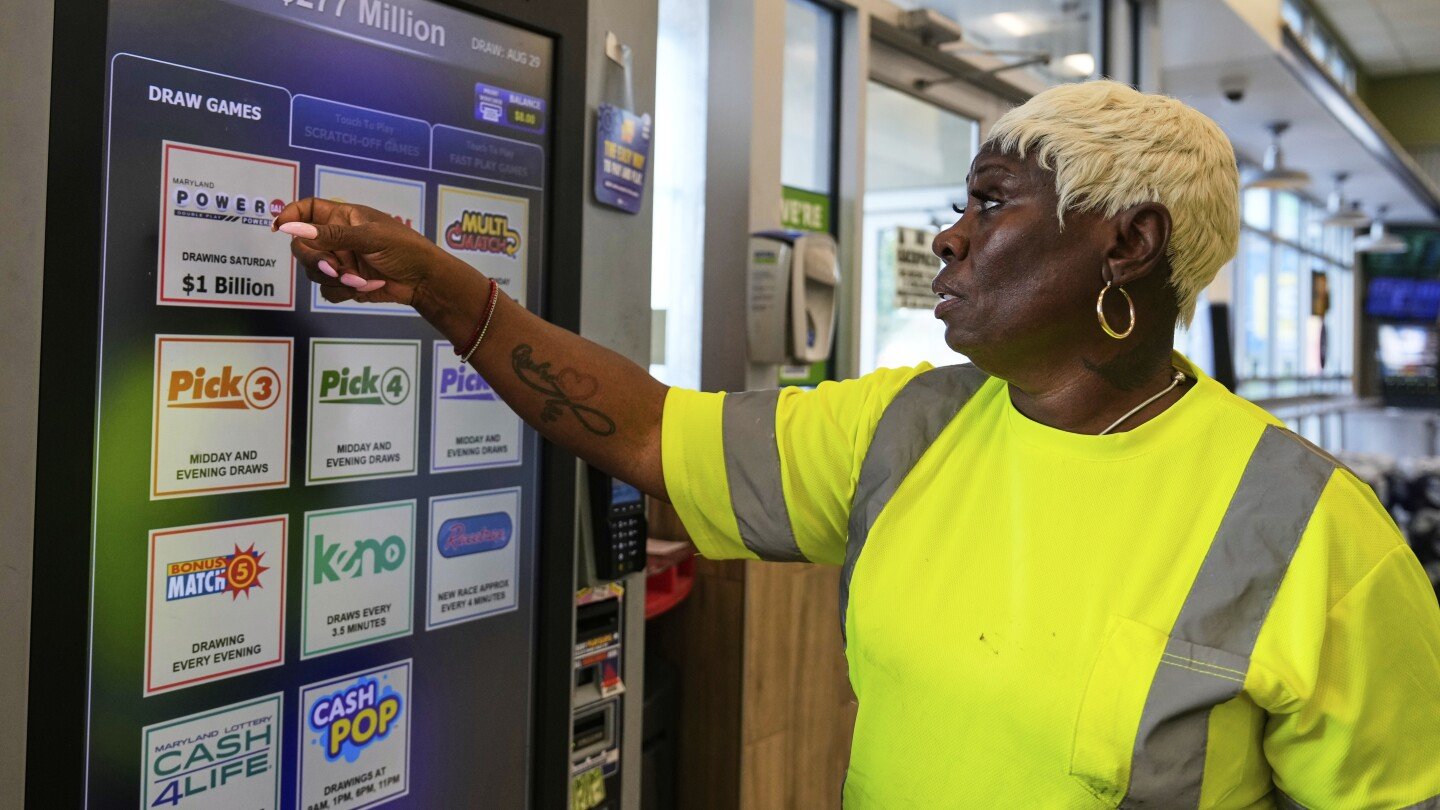 powerball-jackpot-rises-to-an-estimated-$1.3-billion-after-no-winning-ticket-sold