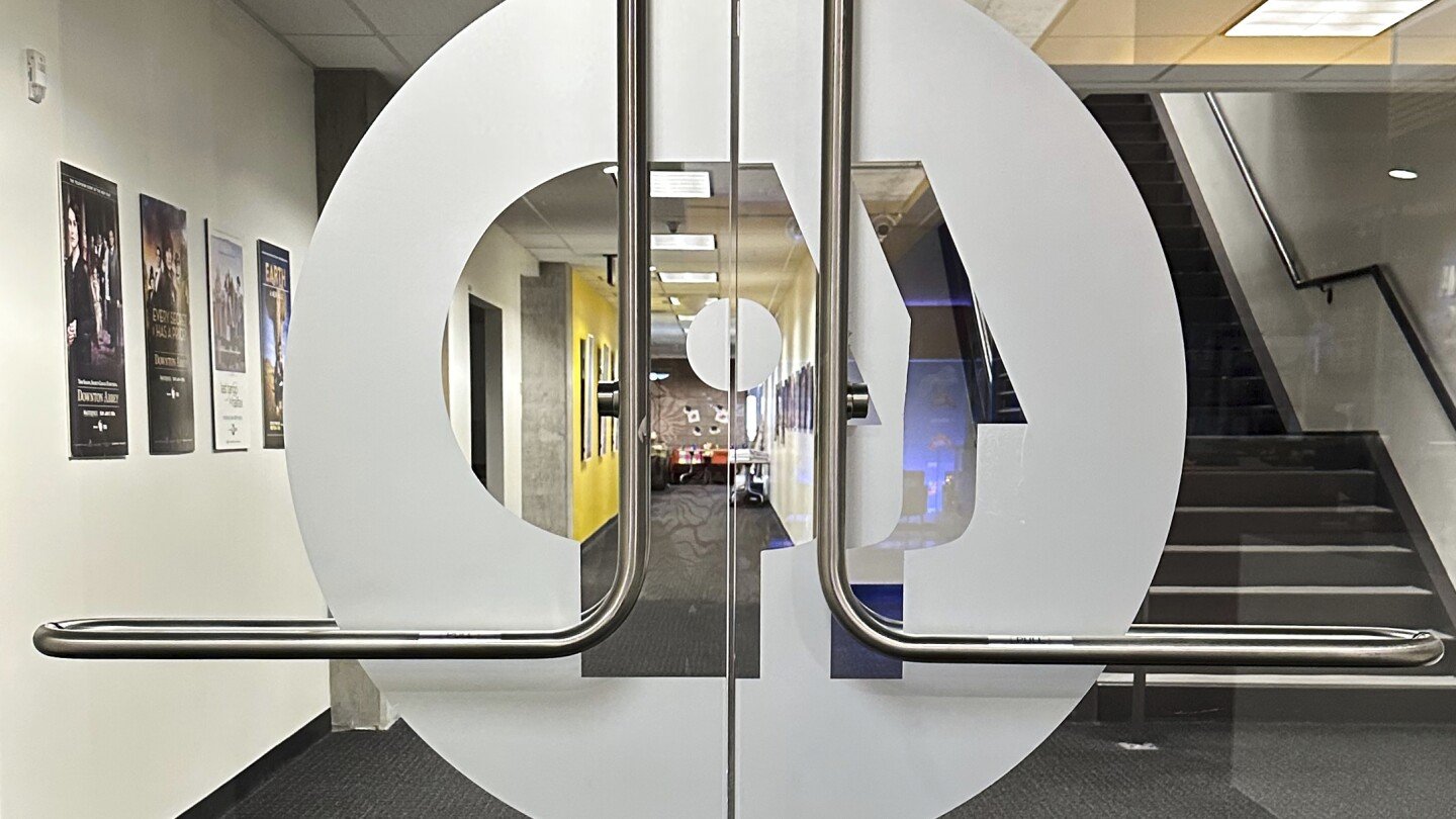 the-defunded-corporation-for-public-broadcasting-will-get-one-of-tv’s-biggest-prizes