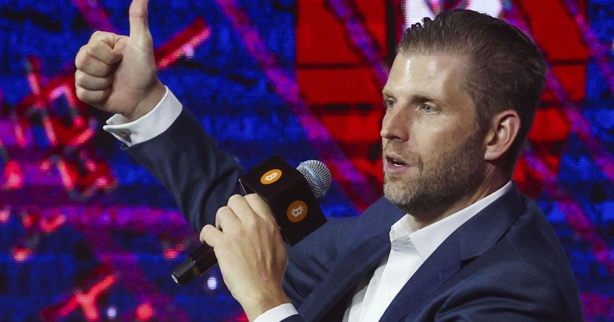 trump-backed-bitcoin-company-begins-trading-on-nasdaq
