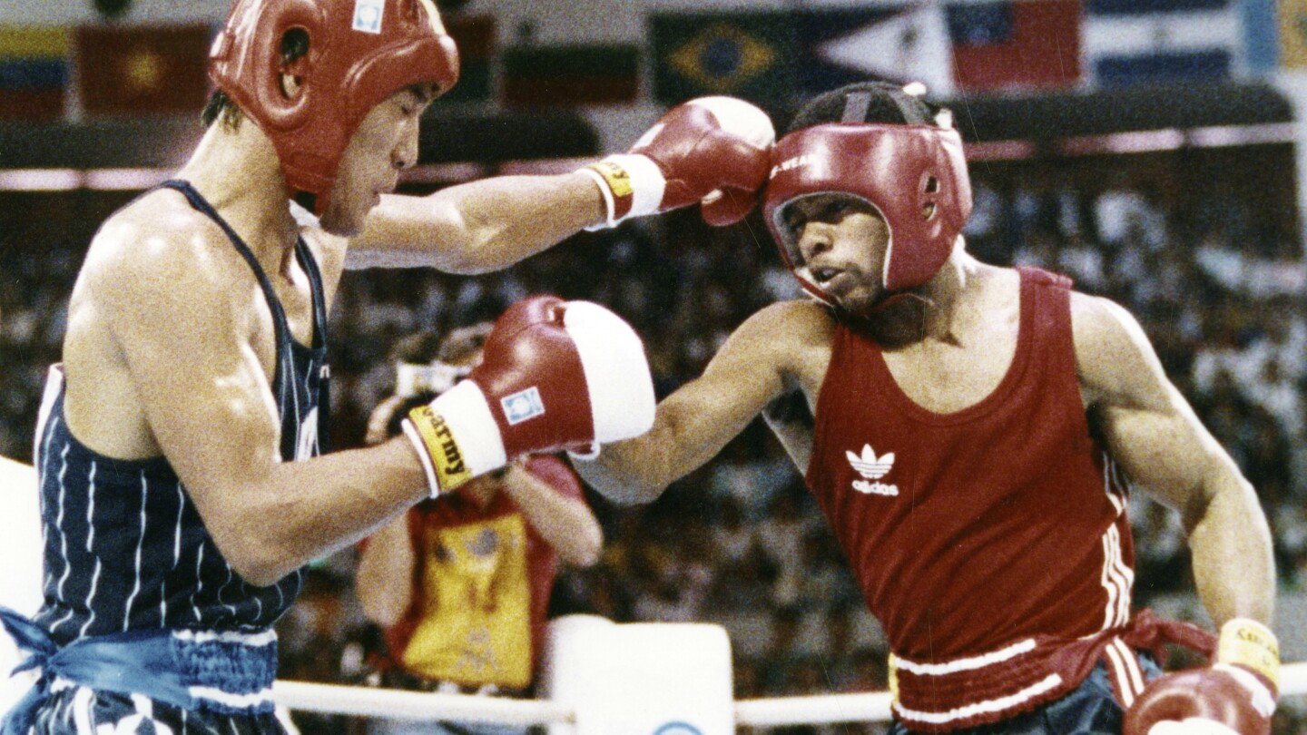 roy-jones-jr.-given-the-1988-olympic-gold-medal-by-the-boxer-who-got-the-controversial-win-over-him