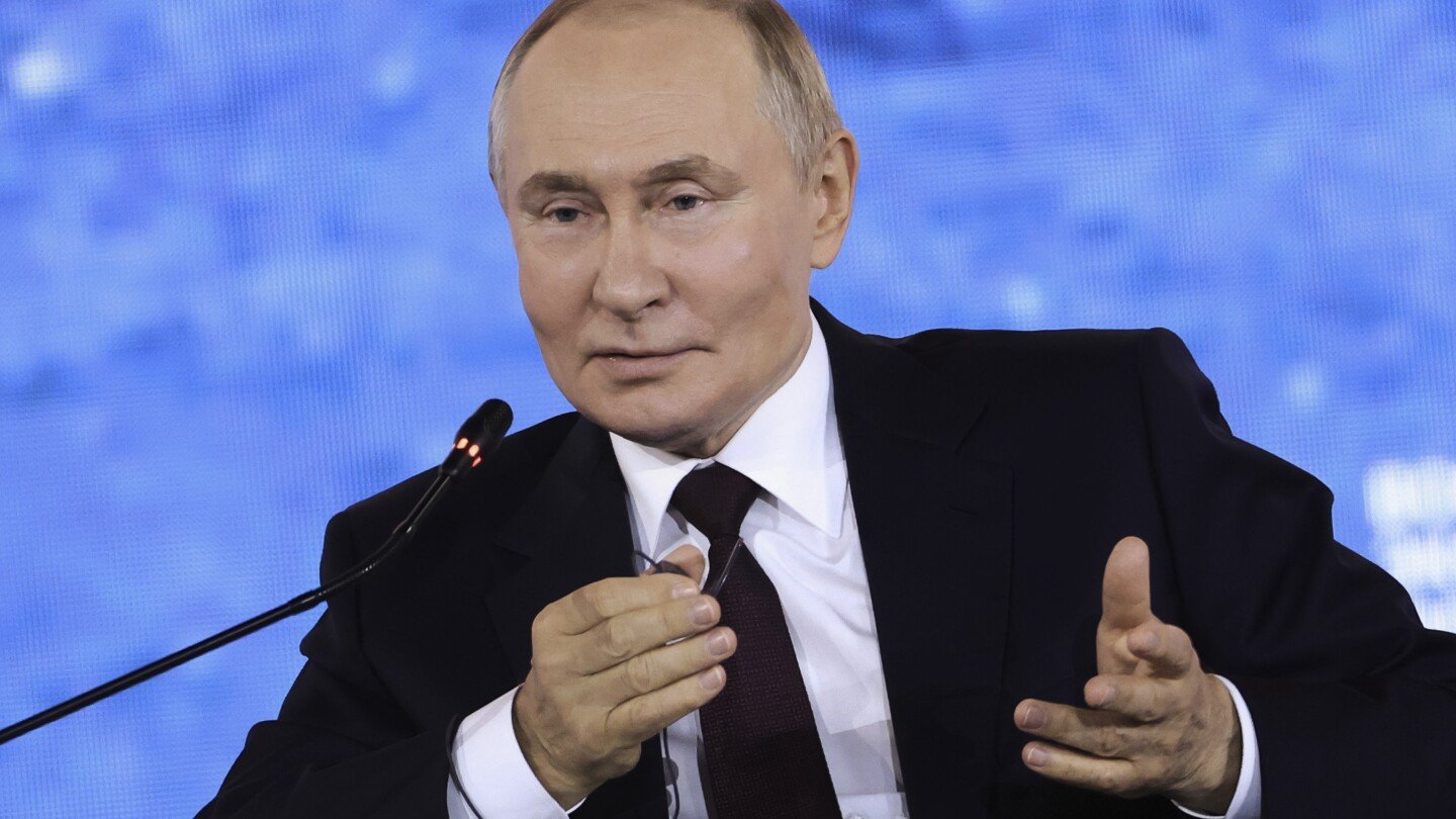 putin-says-foreign-troops-deployed-to-ukraine-before-any-peace-deal-would-be-‘legitimate-targets’