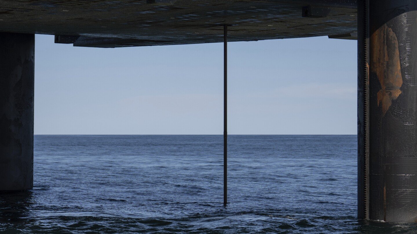 scientists-tap-‘secret’-fresh-water-under-the-ocean,-raising-hopes-for-a-thirsty-world