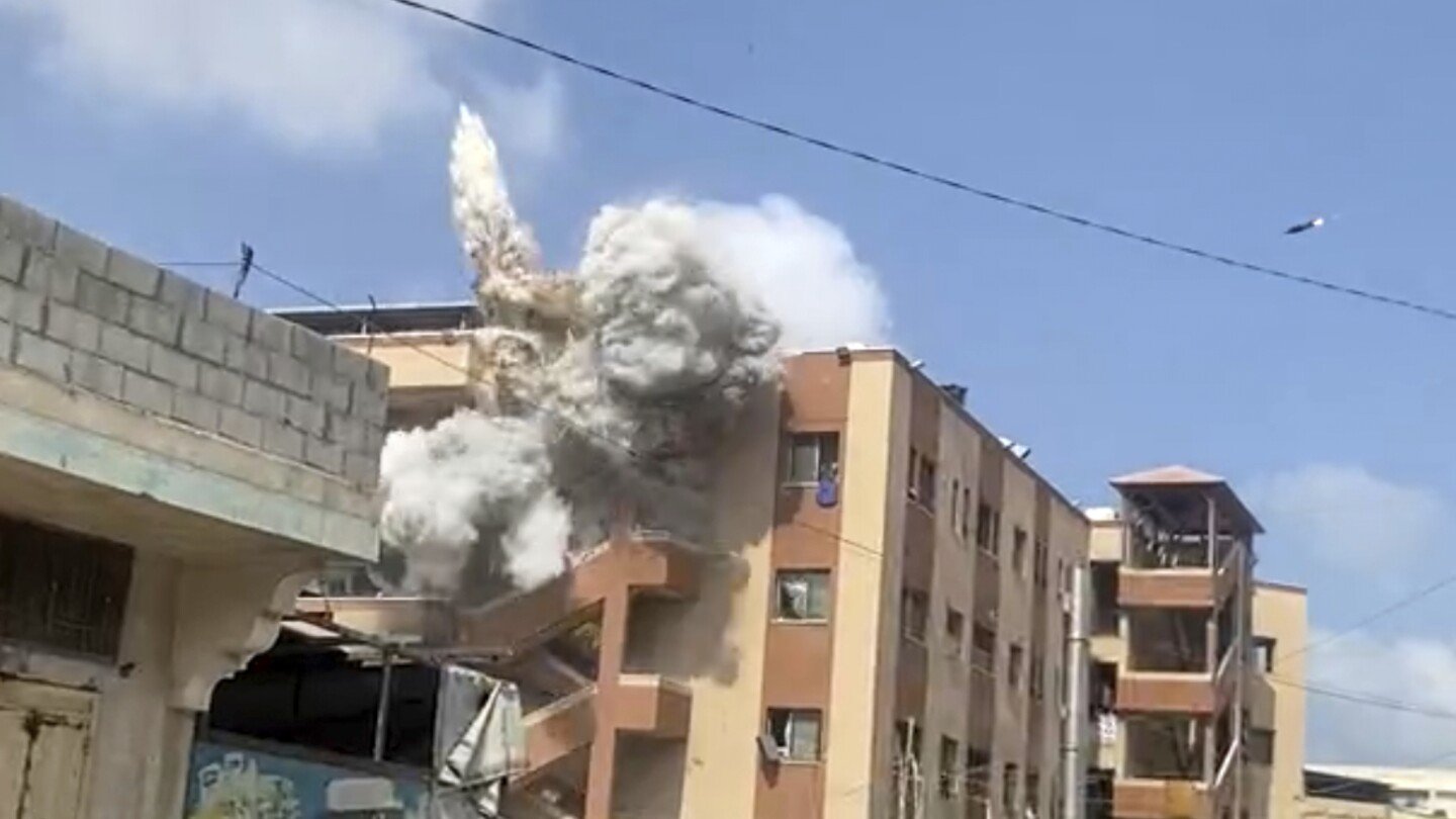 ap-reporting-calls-into-question-why-and-how-israel-attacked-a-gaza-hospital