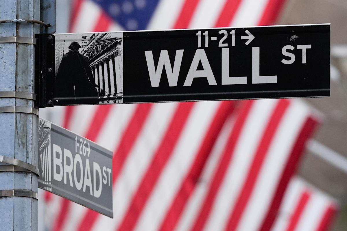 stock-market-today:-dow,-s&p-500,-nasdaq-futures-tick-higher-to-usher-in-inflation-focused-week