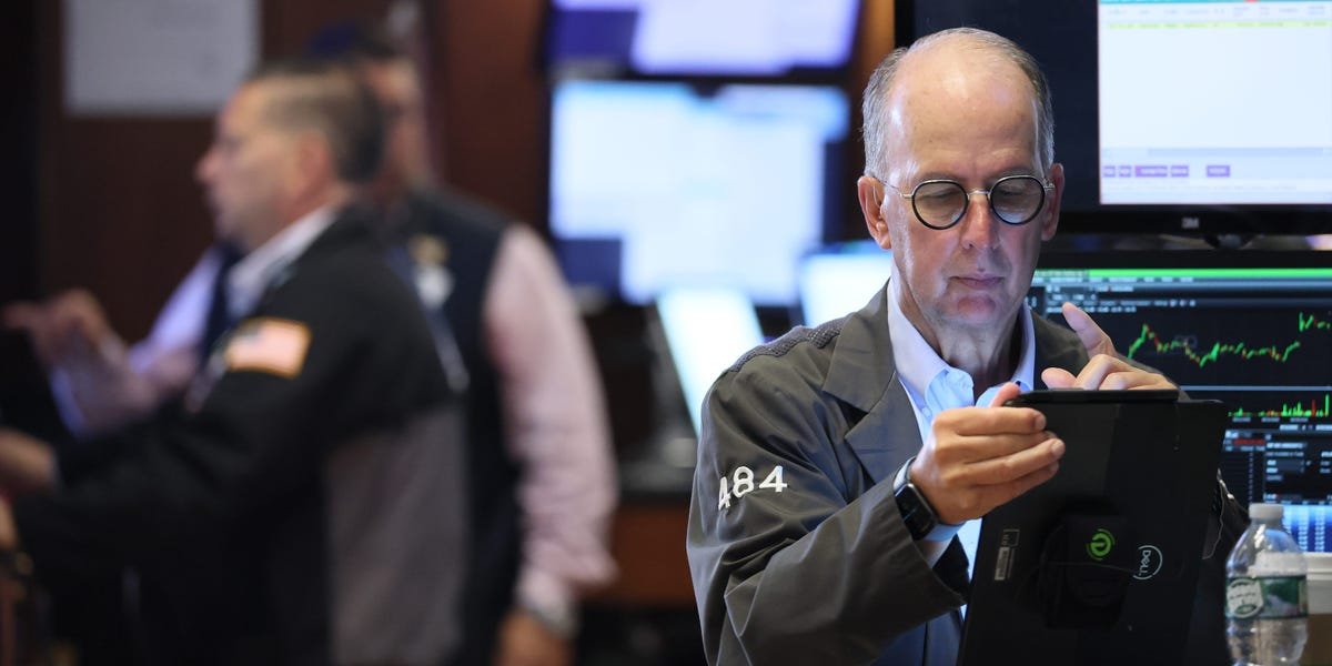 jpmorgan-warns-the-fed’s-next-rate-cut-could-be-a-‘sell-the-news’-event-that-tanks-stocks