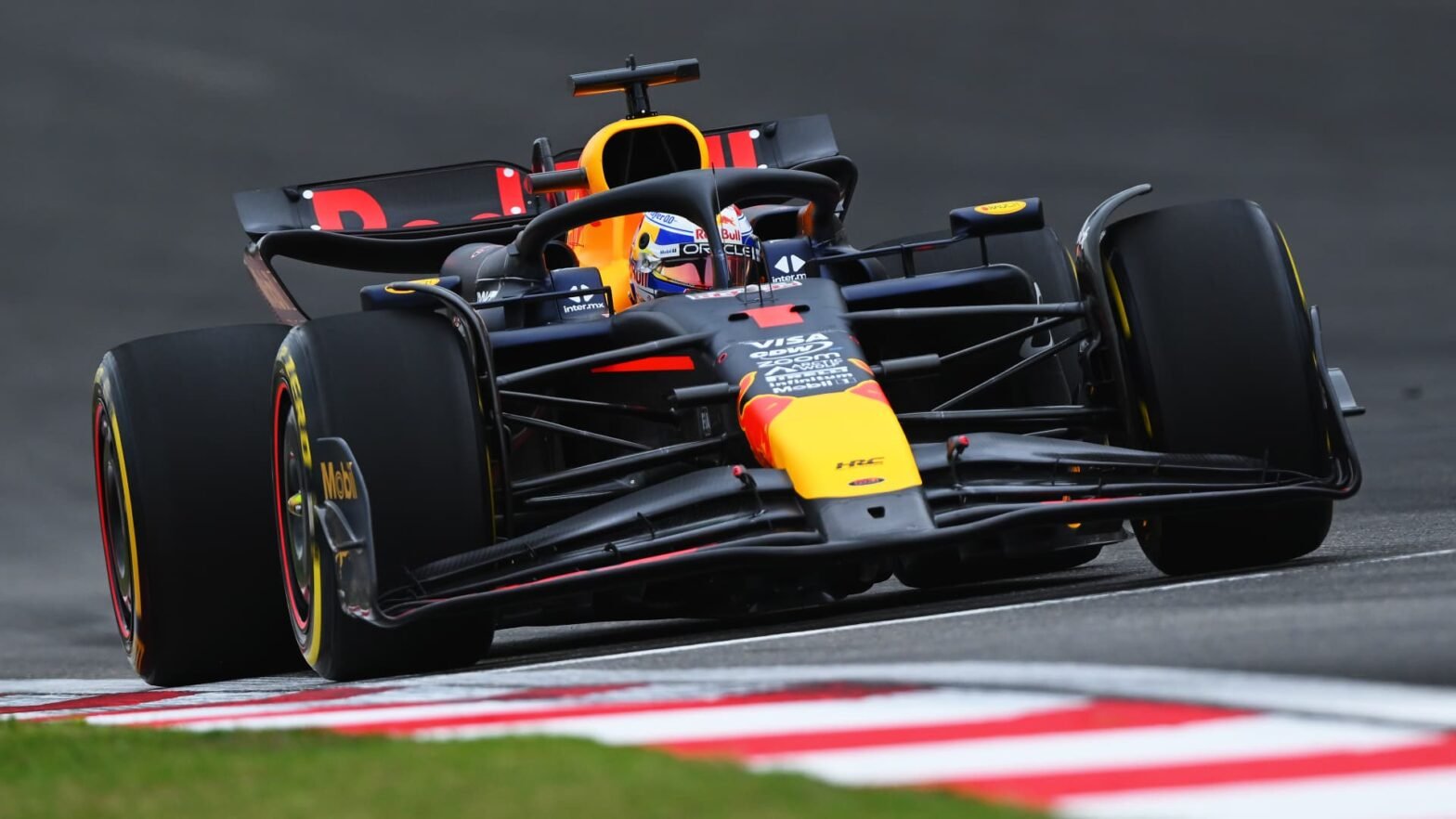 apple’s-big-event,-niccol’s-year-at-starbucks,-carlyle’s-f1-deal-and-more-in-morning-squawk