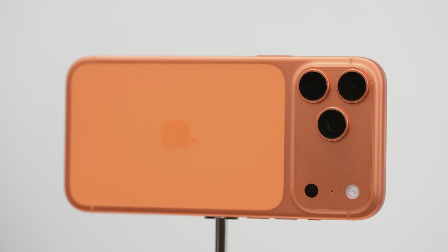 apple-has-unveiled-its-iphone-17-lineup,-including-the-first-iphone-air.-here’s-what’s-new