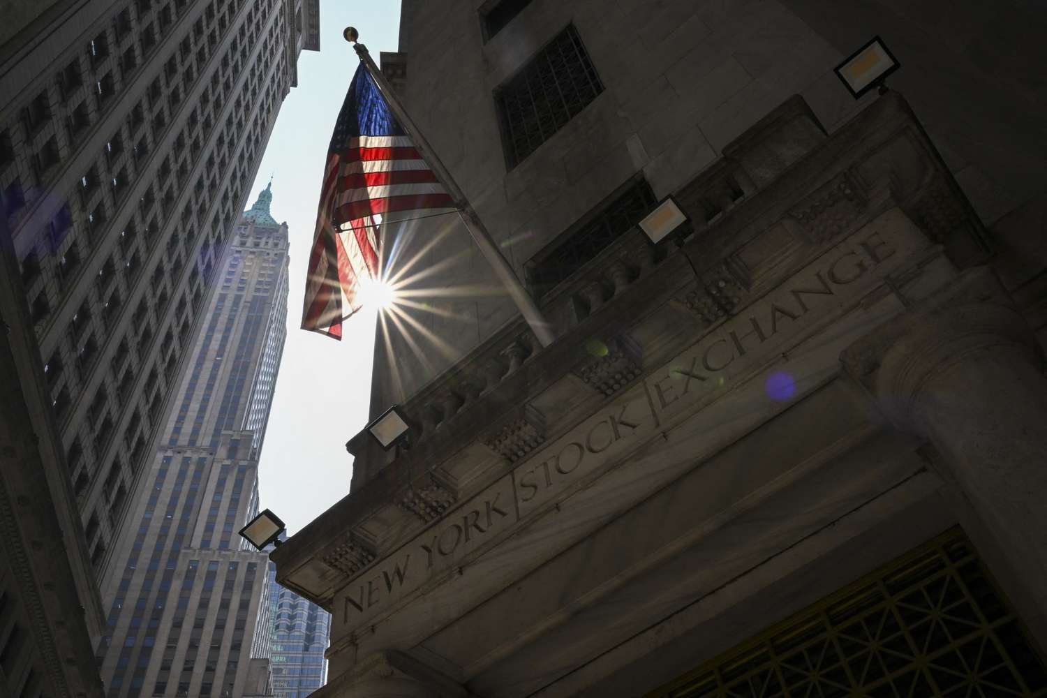 dow-jones-today:-stock-futures-mixed-ahead-of-inflation-data;-oracle-stock-soars-on-boosted-outlook