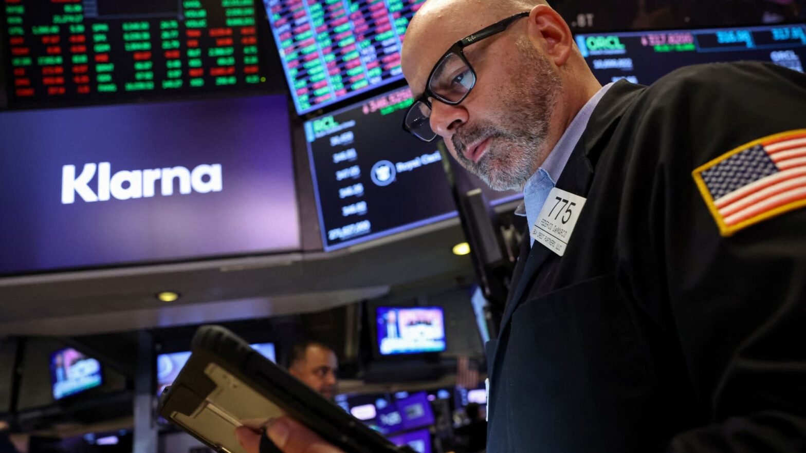 stock-futures-are-little-changed-ahead-of-closely-watched-inflation-data:-live-updates