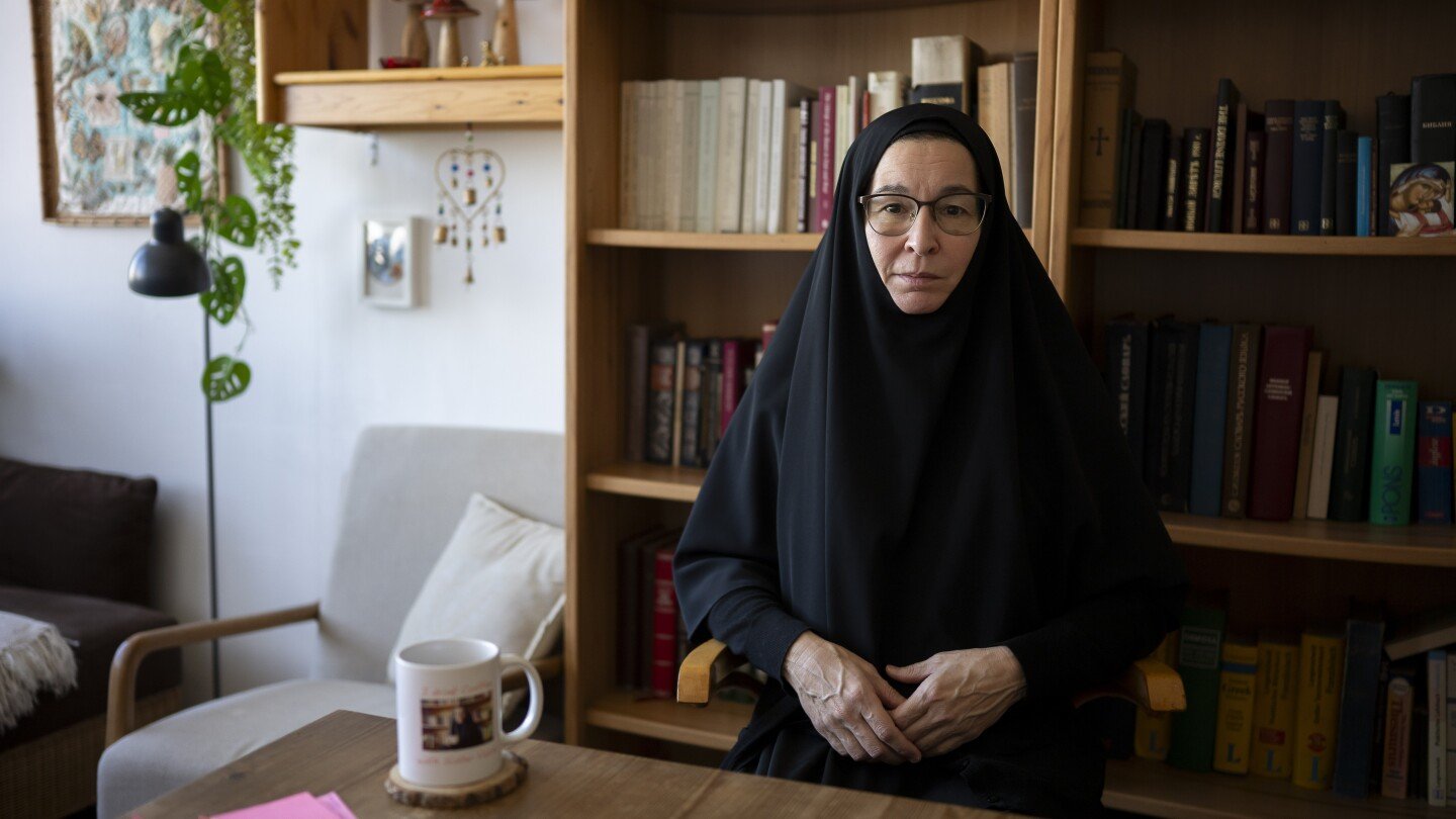 a-us-orthodox-influencer-spoke-against-russia’s-war.-then,-she-was-ousted-as-a-nun
