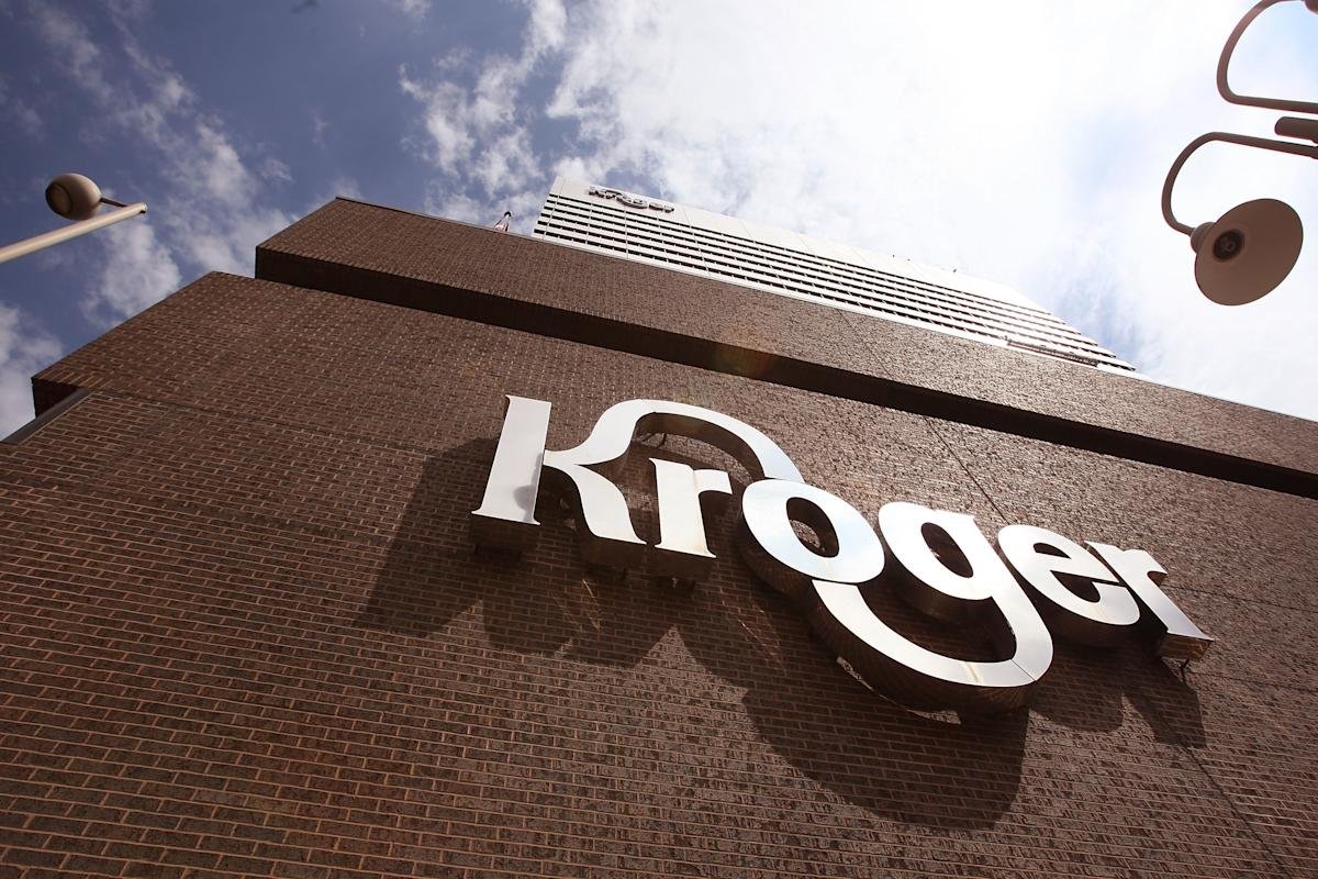 earnings-live:-kroger-stock-rises,-oracle-extends-post-earnings-rally