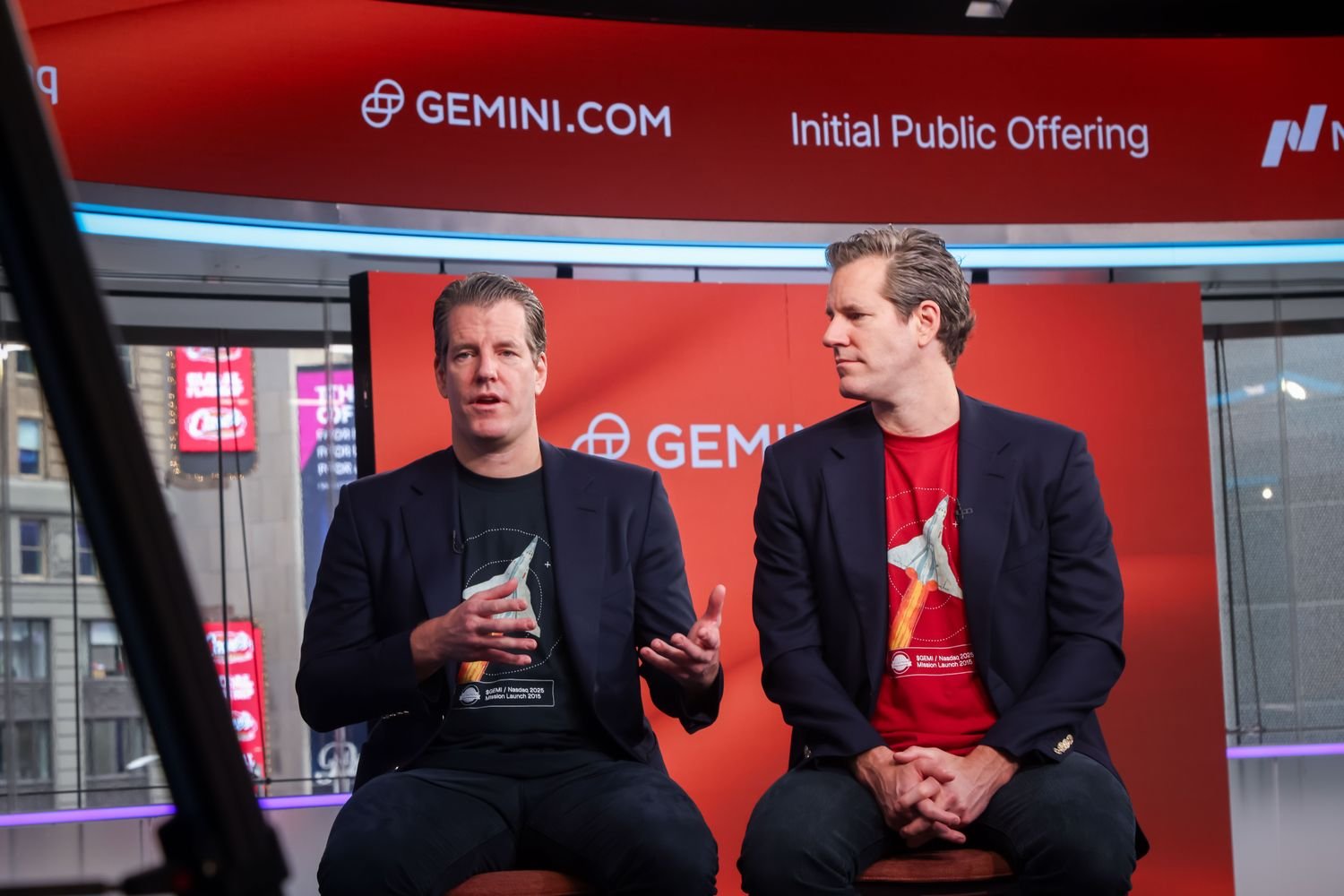 gemini-stock-opens-above-ipo-price,-then-slips,-in-trading-debut