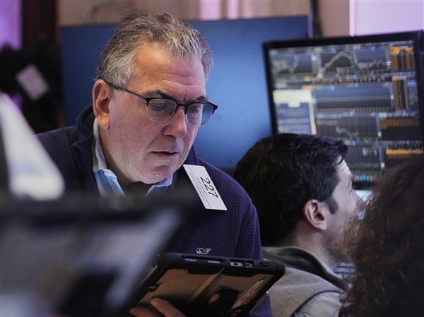 stock-market-coasts-to-the-finish-of-its-best-week-in-the-last-5