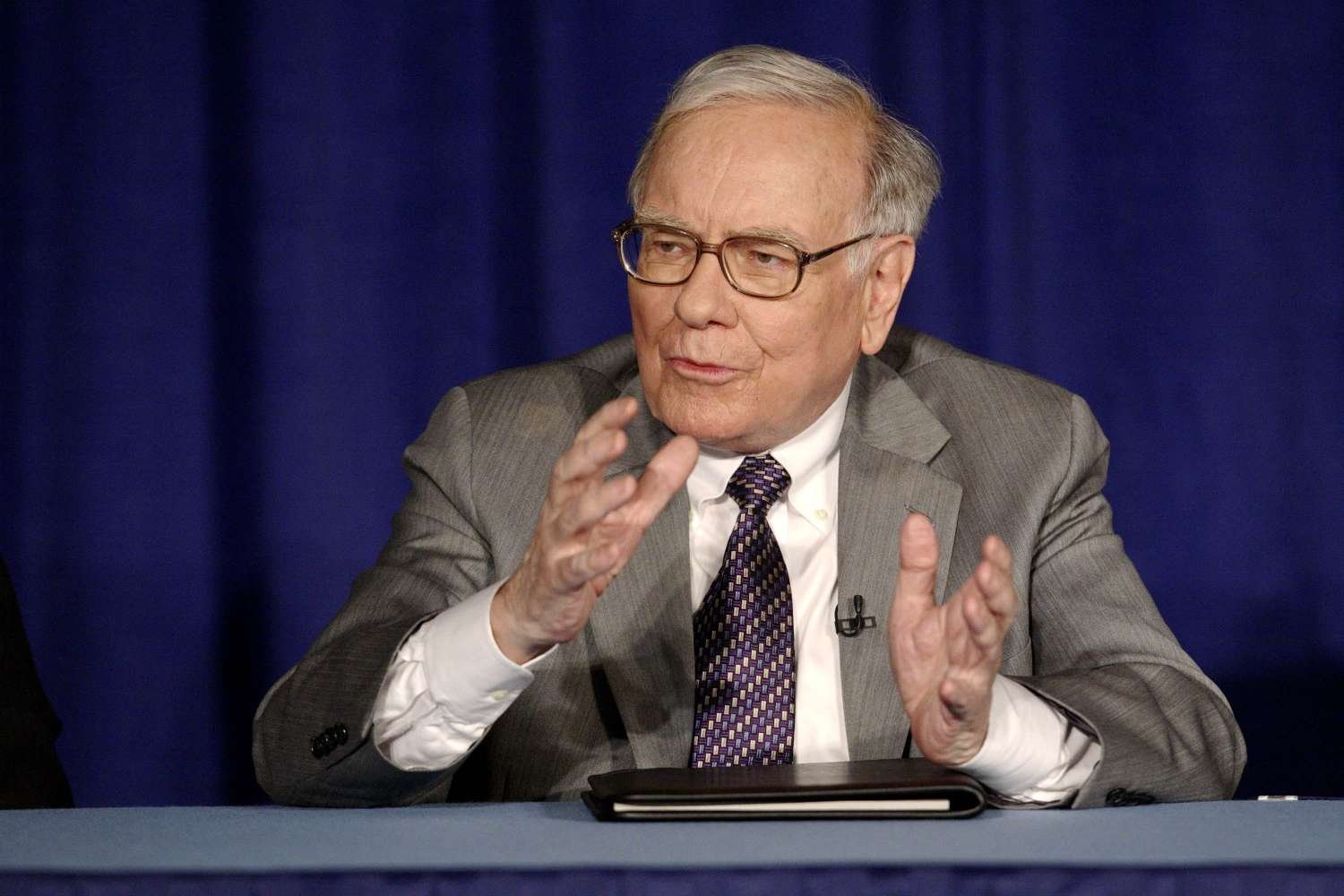 master-the-market-crash-with-warren-buffett’s-playbook:-key-dos-and-don’ts