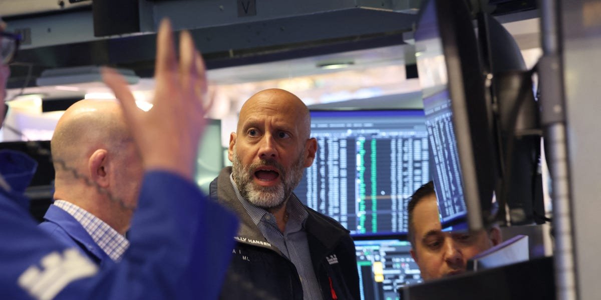 a-$40-billion-etf-manager-says-it’s-time-for-investors-to-look-beyond-the-magnificent-7