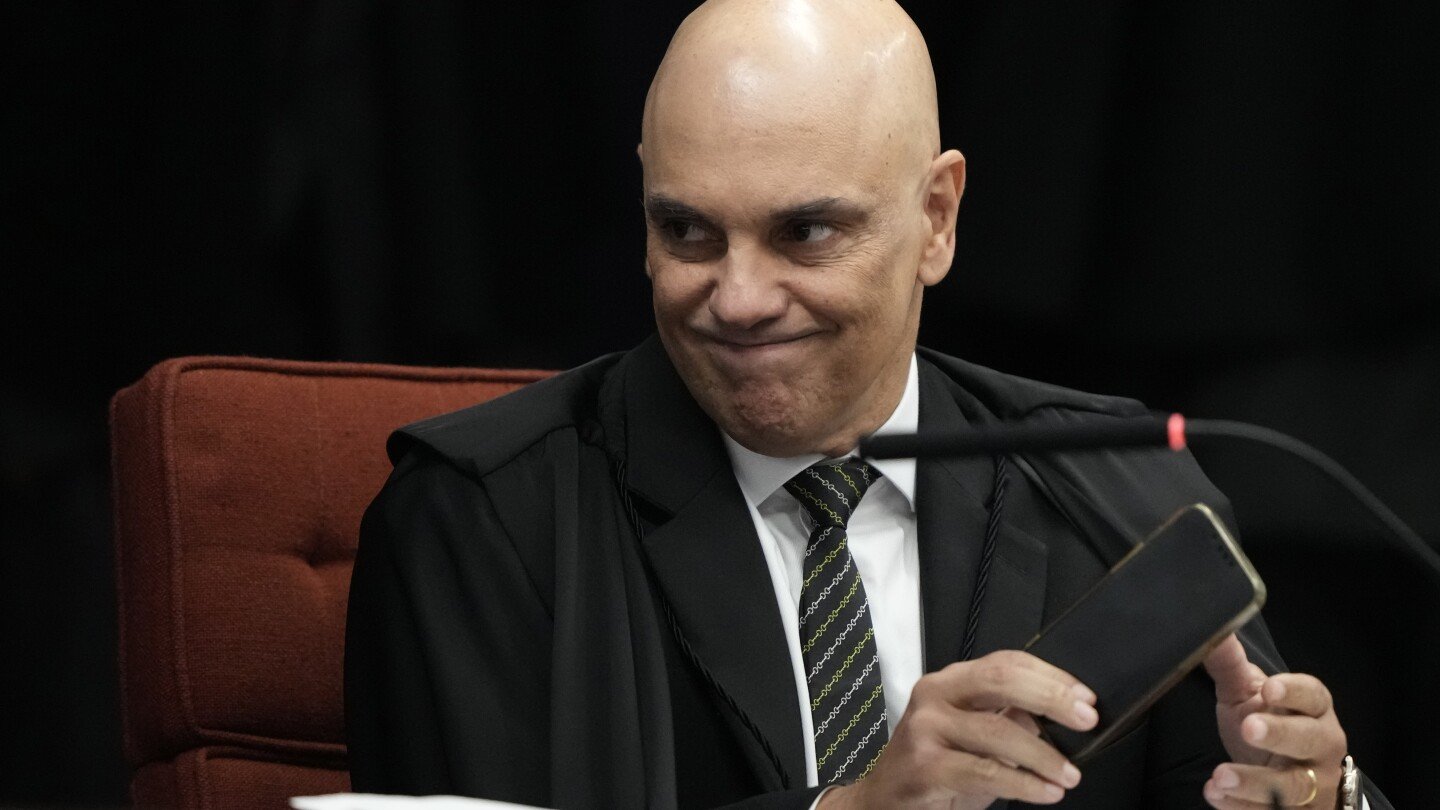 meet-‘big-alex,’-the-brazilian-judge-who-led-bolsonaro’s-trial-and-challenged-trump-and-musk