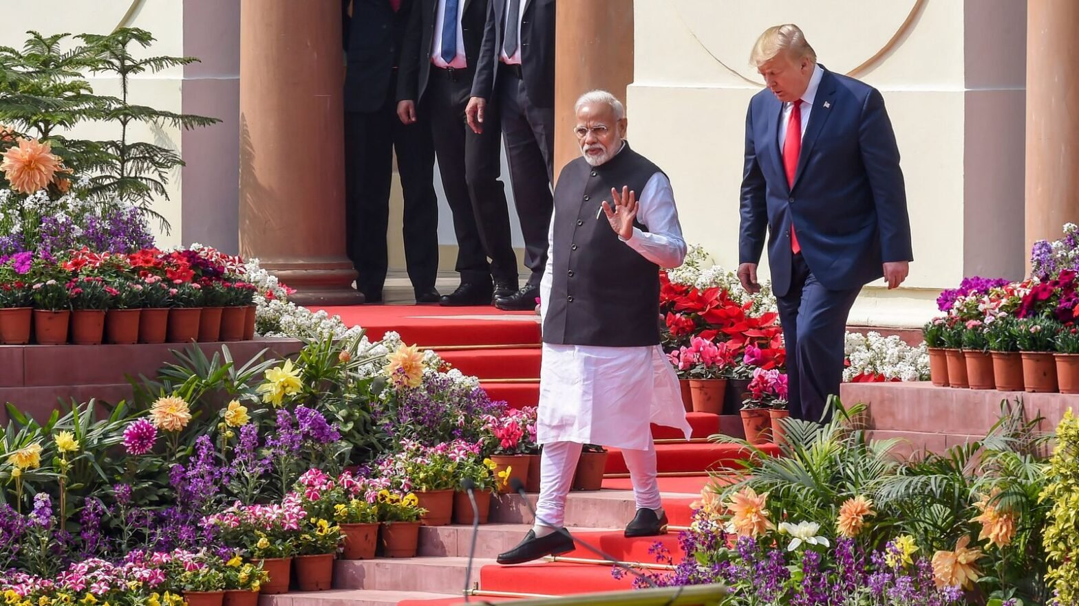 what-does-trump’s-visit-to-india-mean-for-the-indian-stock-market?-20-stocks-to-benefit