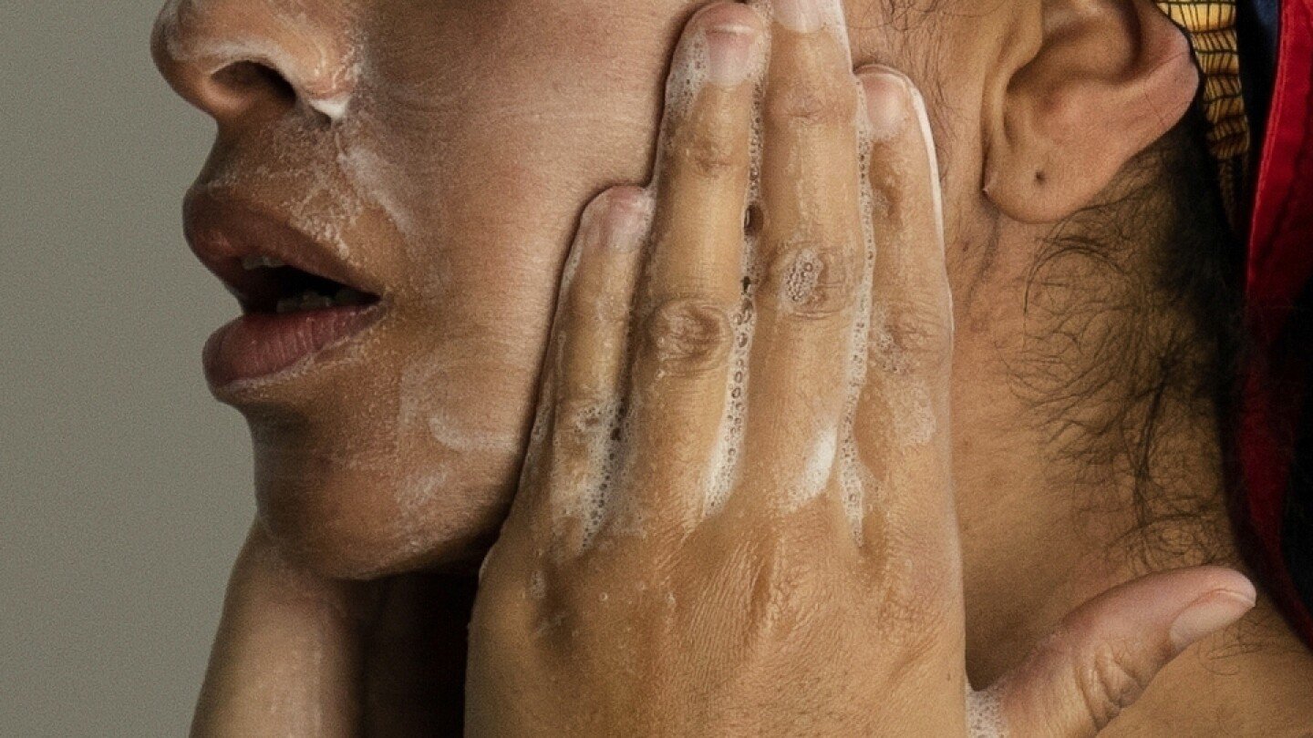 you-don’t-need-trendy,-expensive-products-like-snail-mucin-or-beef-tallow-to-care-for-your-skin