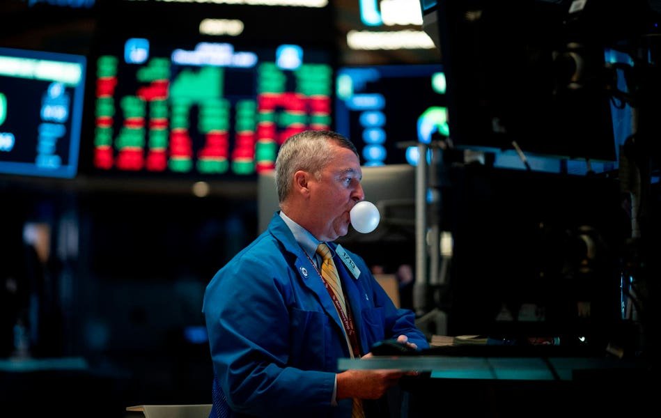 is-it-1996-or-1999?-can-stock-market-double-by-2030-like-it-did-when-dot-com-vauations-hit-60-year-highs