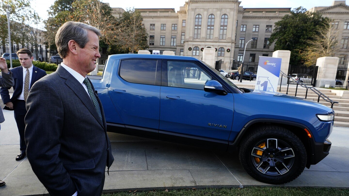 it’s-‘do-or-die’-for-electric-vehicle-maker-rivian-as-it-breaks-ground-on-a-$5-billion-plant
