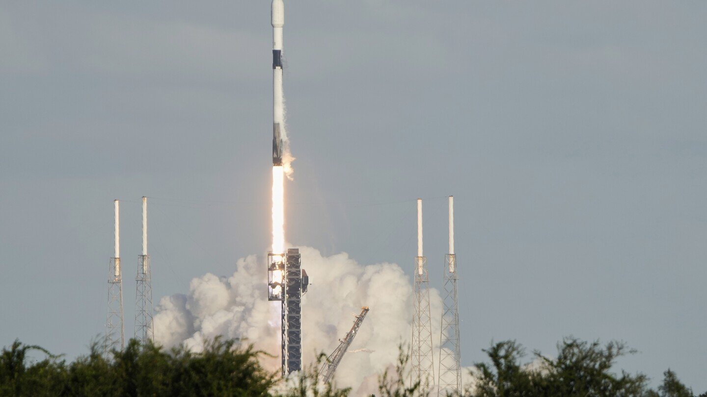 engine-trouble-forces-northrop-grumman-to-delay-supply-delivery-to-international-space-station