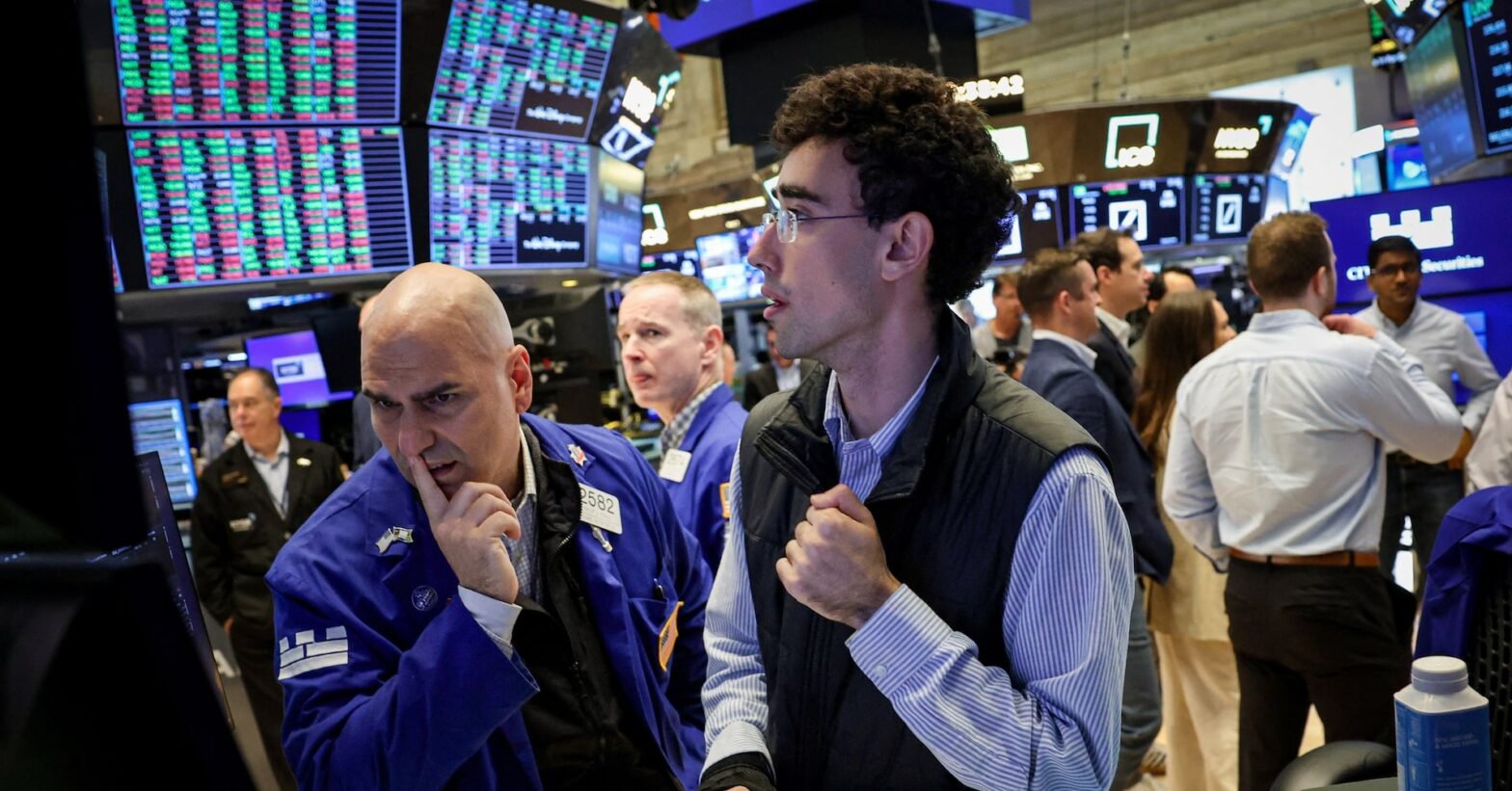 wall-st-mixed-as-markets-await-fed’s-rate-decision