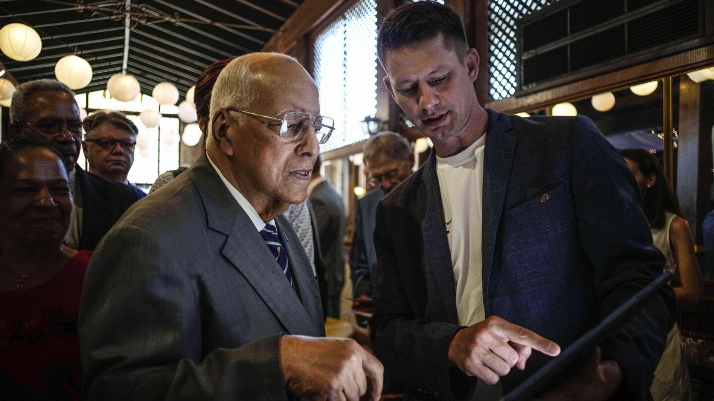 fallece-viceprimer-ministro-cubano-ricardo-cabrisas,-un-veterano-negociador-en-asuntos-economicos