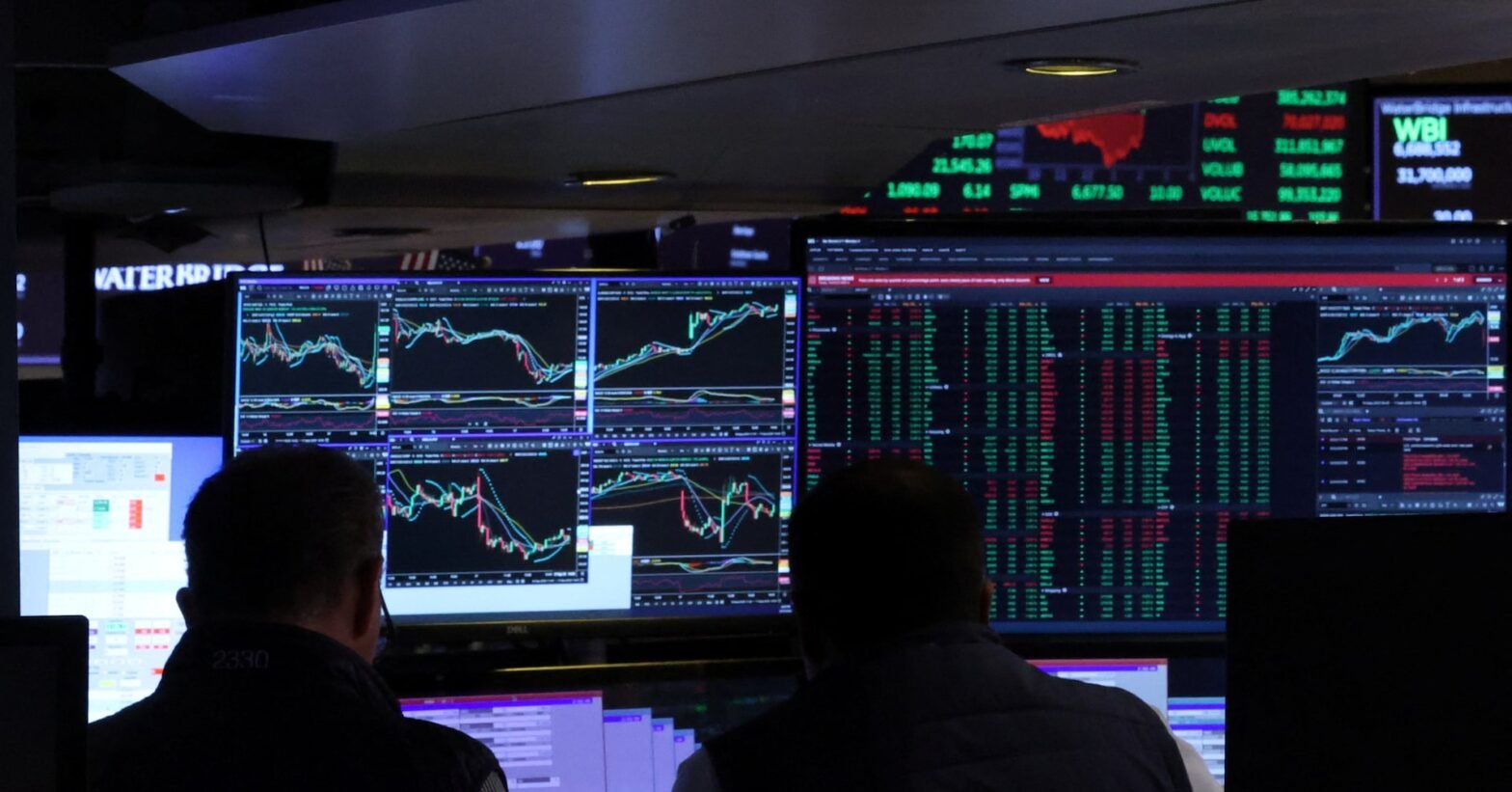 wall-street-ends-mixed,-trade-choppy-after-fed’s-rate-cut,-outlook