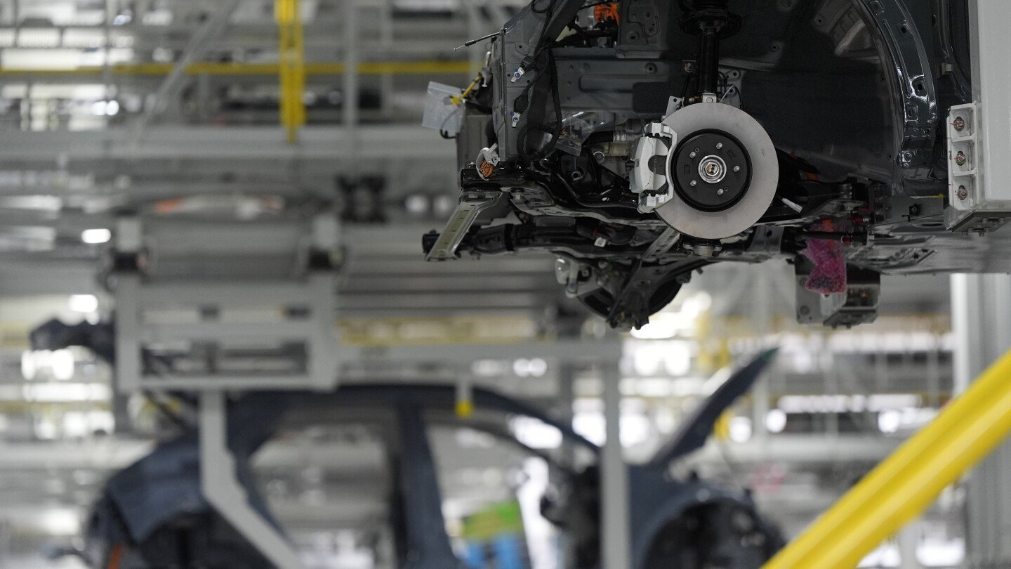 hyundai-says-it-will-spend-$2.7-billion-expanding-the-georgia-plant-raided-by-ice