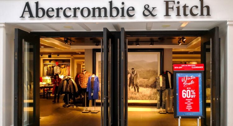 abercrombie-&-fitch-(anf)-stock-rises-as-top-analyst-predicts-34%-upside