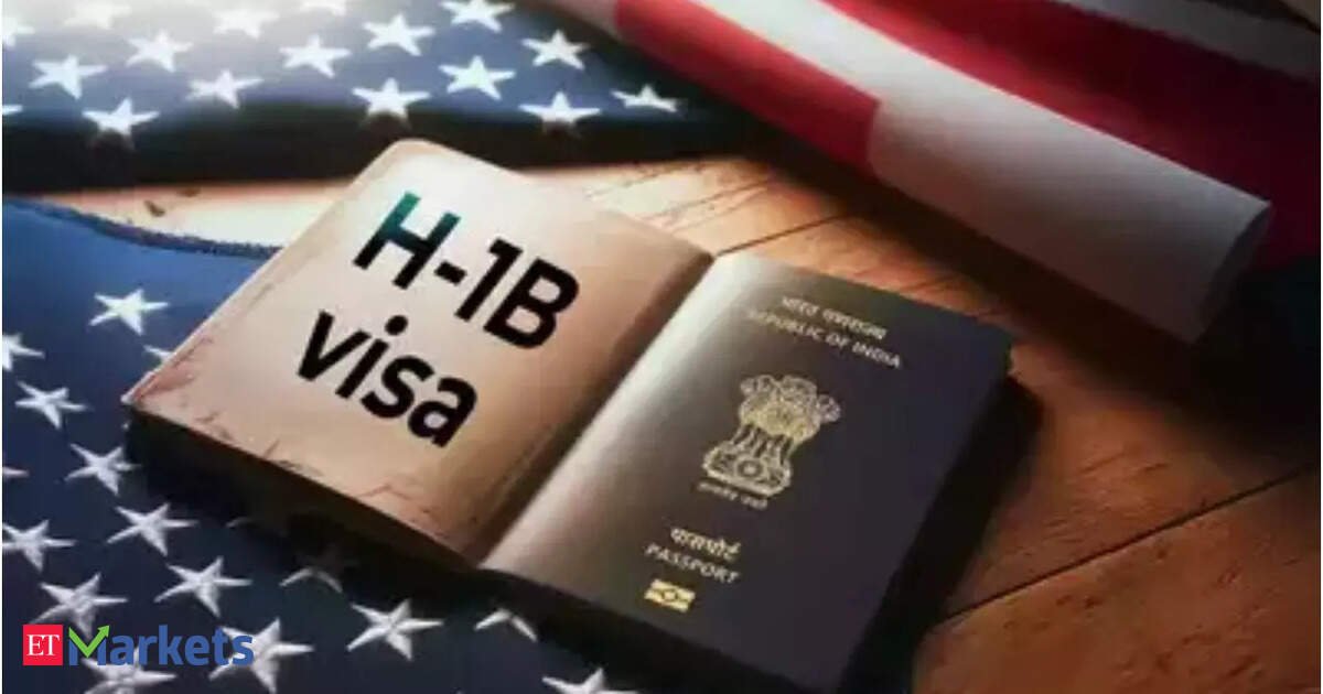 h-1b-fee-deepens-sell-off-fears-for-already-battered-indian-it-stocks.-what-to-expect-on-monday?