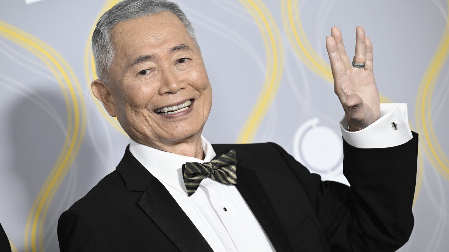 george-takei-to-lead-banned-books-week,-urging-the-fight-against-censorship