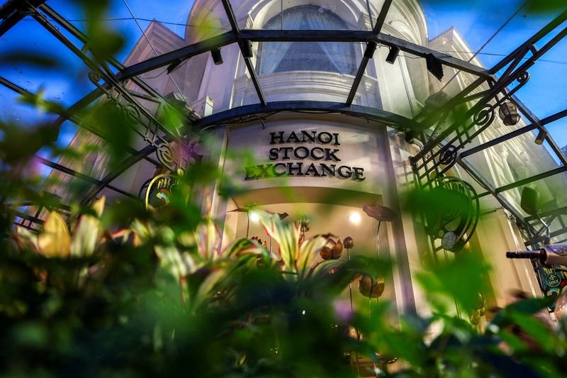 vietnam’s-ipo-market,-stocks-rally-fail-to-stir-foreign-investors