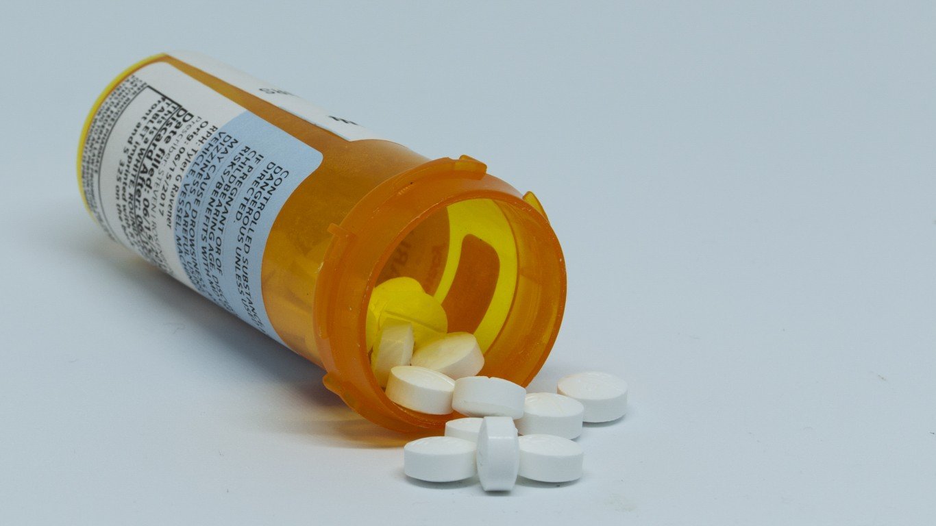 stock-market-live-september-23:-oecd-predicts-faster-growth,-but-s&p-500-(voo)-starts-flat