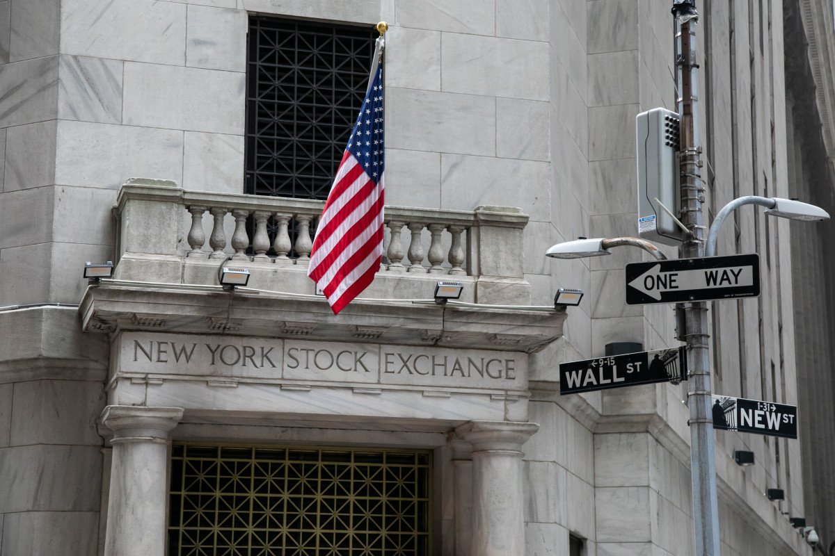 stock-market-today:-stocks-mixed-after-s&p-500’s-28th-record-of-the-year