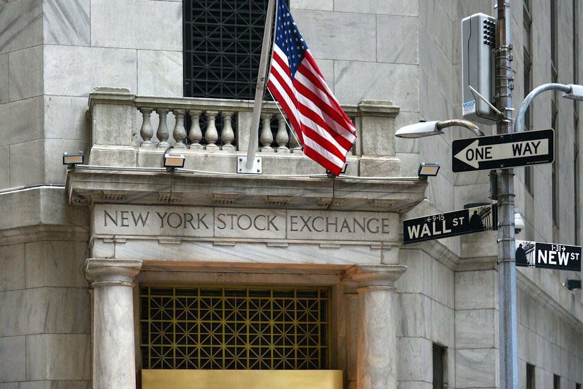 stock-market-today:-dow,-s&p-500,-nasdaq-waver-as-powell-sees-‘challenging-situation’-ahead-for-fed