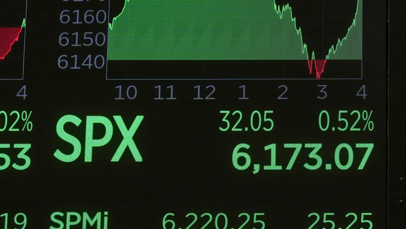 the-surprisingly-lucrative-business-of-making-a-list-of-500-stocks