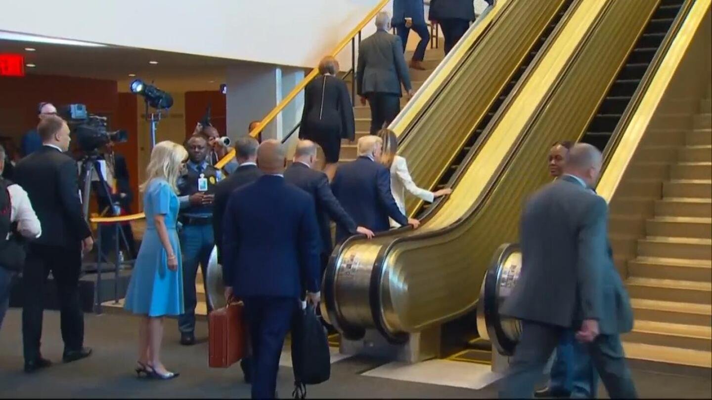 after-mechanical-challenges,-un-says-trump’s-team-to-blame-for-nonworking-escalator-and-teleprompter