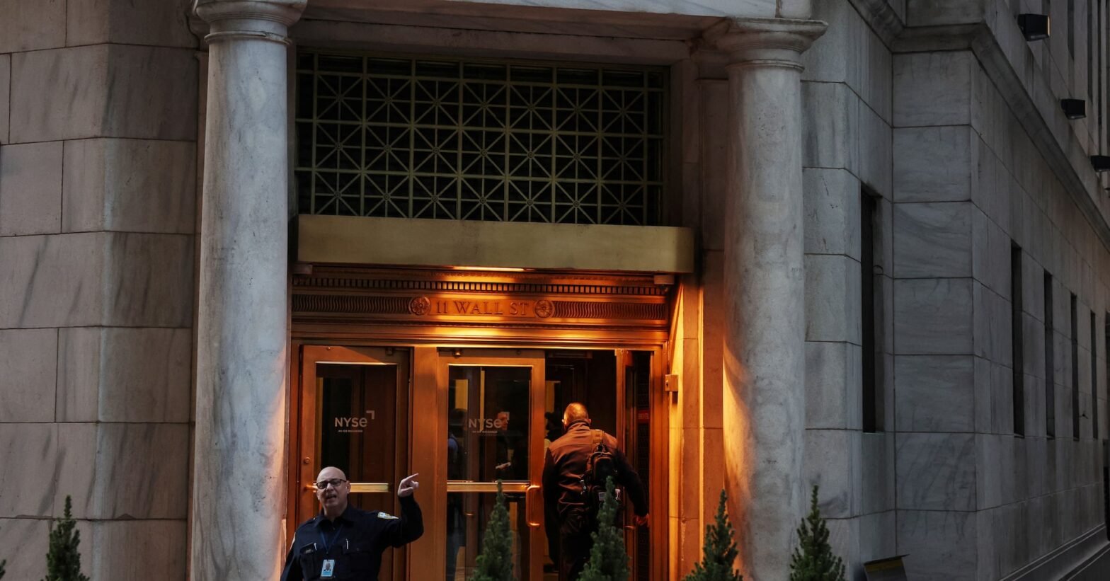 wall-street-futures-flat-as-caution-builds-ahead-of-inflation-data